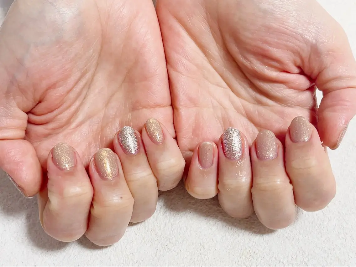 ネイル ジェルネイル キラキラネイル メンズネイル ワンカラーネイル パラジェル kiki nail たまプラーザのネイルデザイン