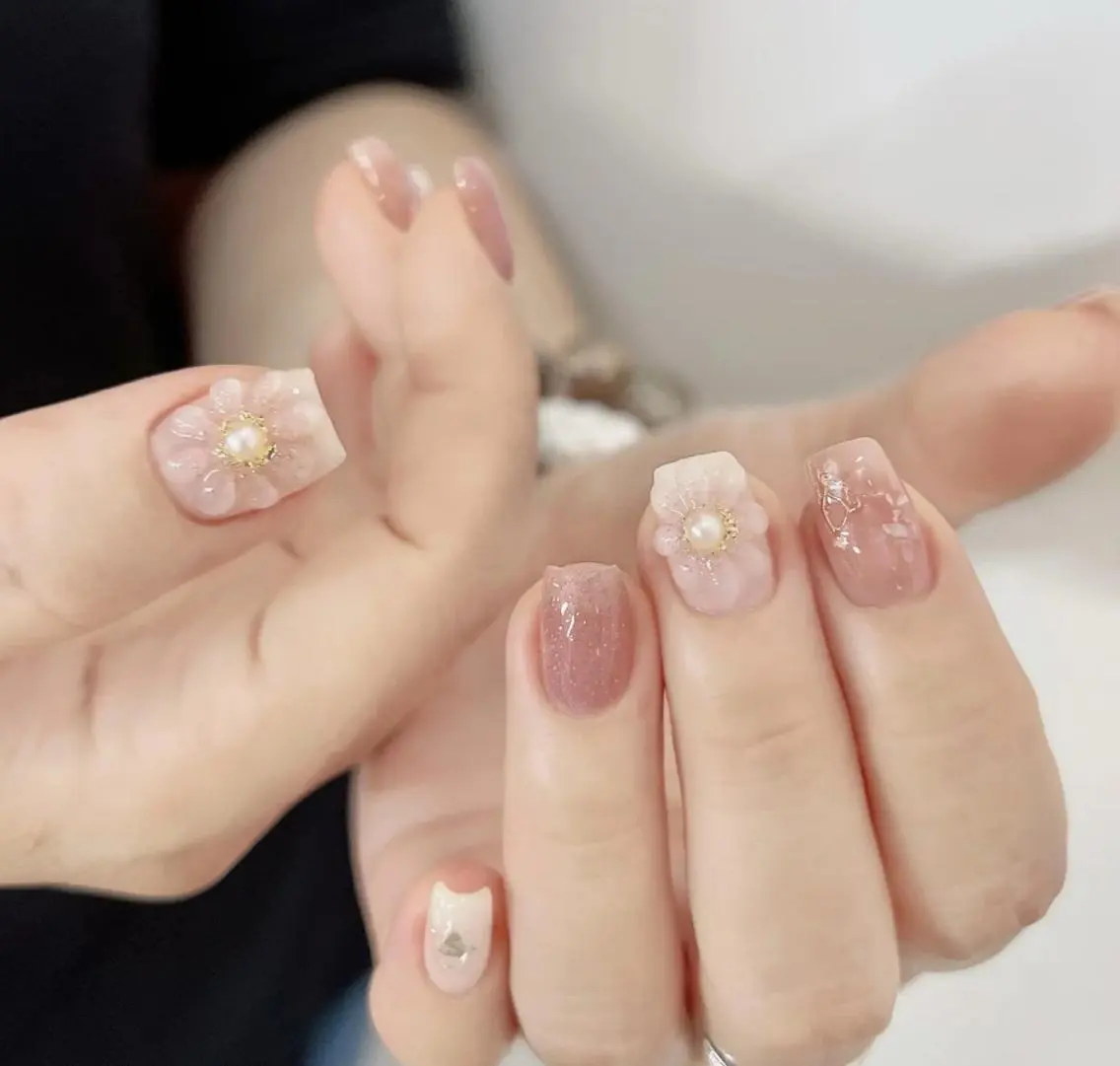 ネイル ハンドネイル 🎀 NaNa_nailのネイルデザイン