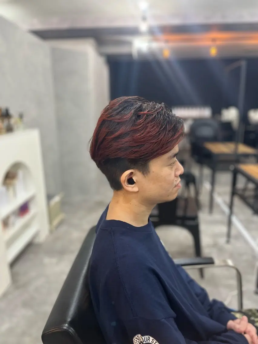 カラー ヘアアレンジ メンズ メンズブリーチ ダウンパーマ メンズハイライト メンズインナーカラー メンズ韓国風 曲がる縮毛矯正特化 亮輔【江坂駅すぐ】のヘアスタイル