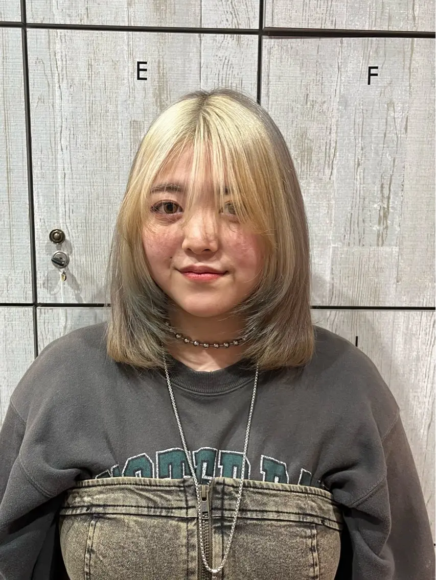 ミディアム カラー カット ヘアカラー ♡ナナコ♡ レイヤー /ブリーチ/艶髪のヘアスタイル