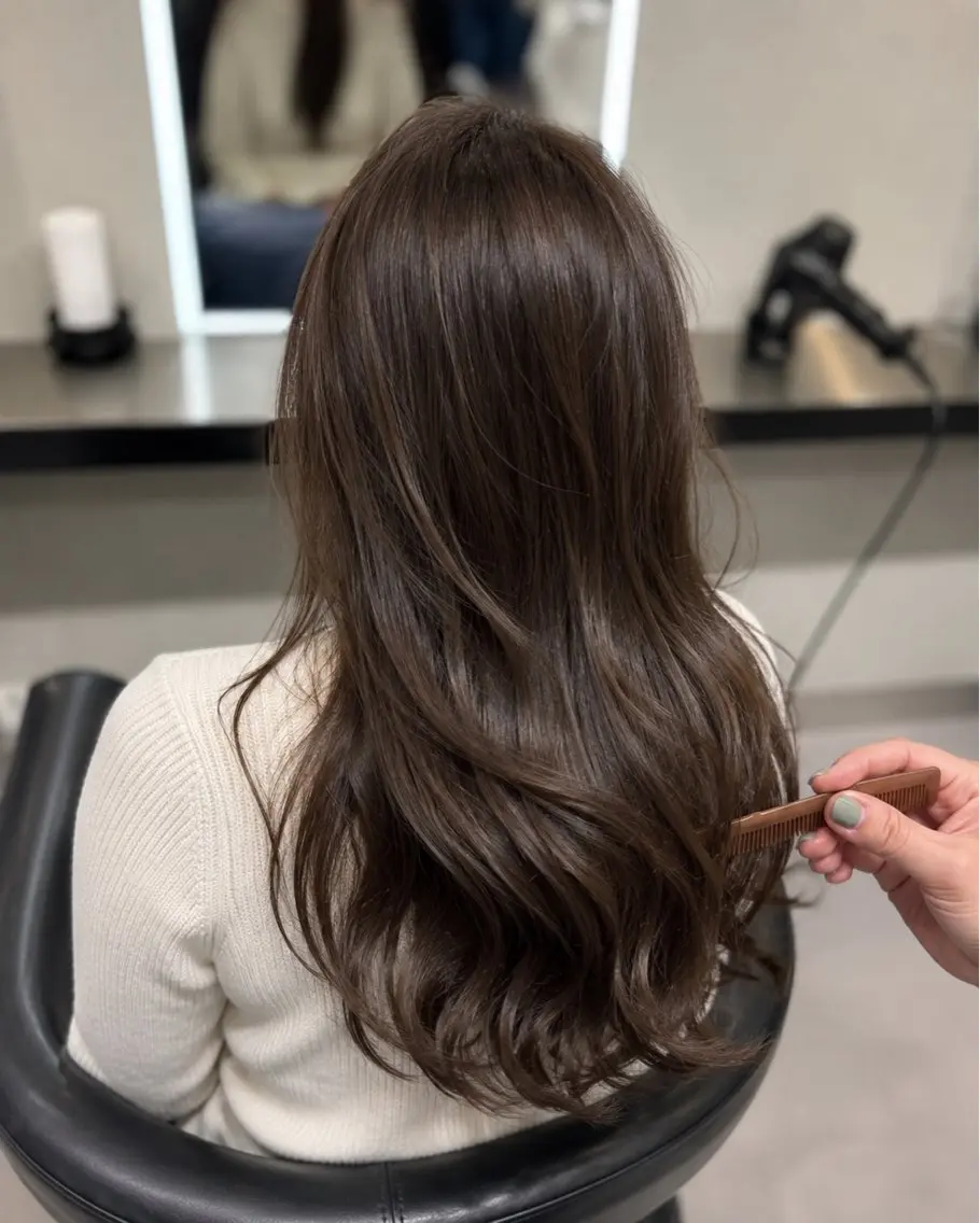 ミディアム カラー ブラウンカラー マットブラウン 🌈ウルトワ水素 髪質改善naru🌈のヘアスタイル