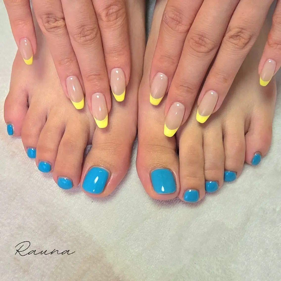 ネイル Rauna nailsalon のネイルデザイン