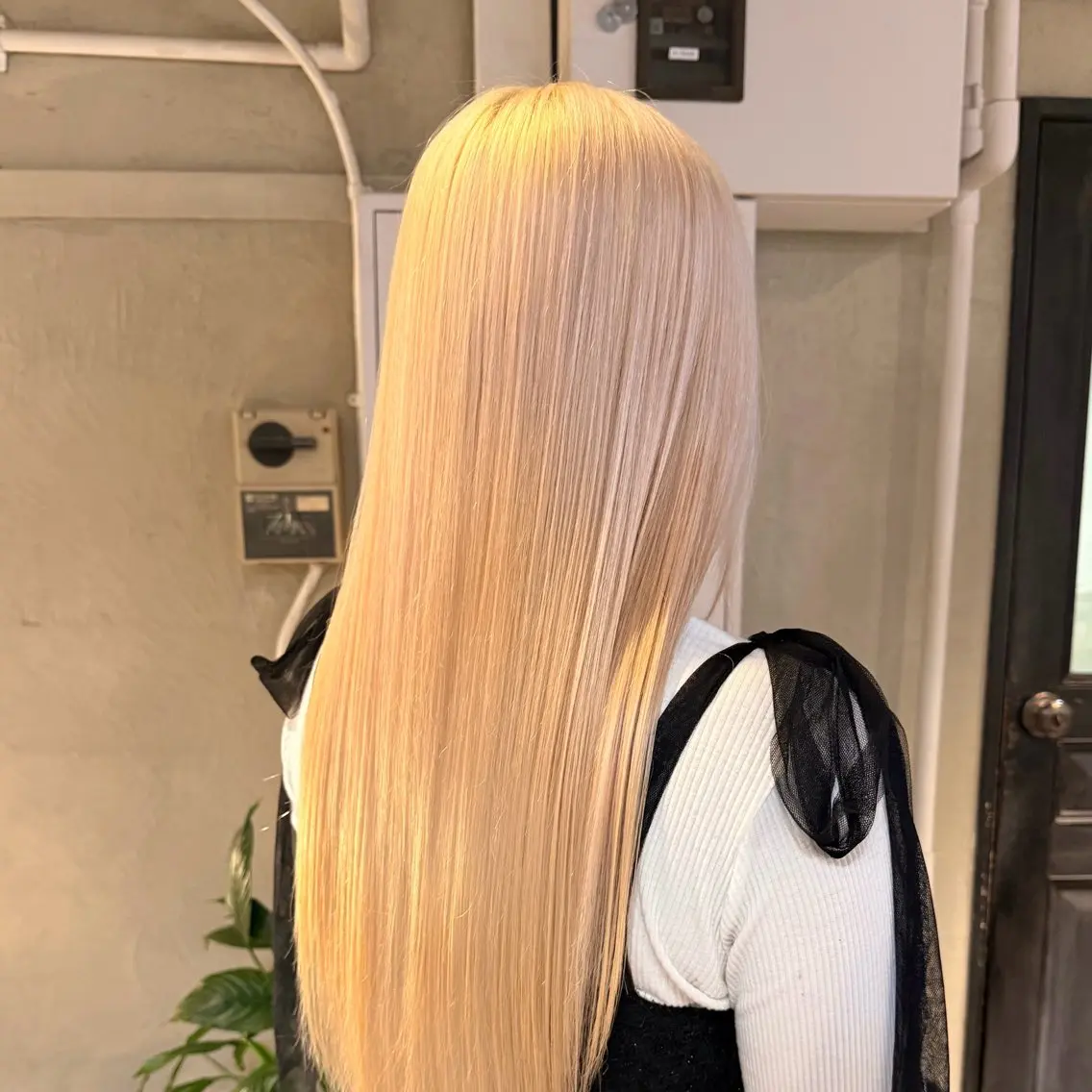 ロング カラー ブリーチ ケアブリーチ カット ヘアカラー トリートメント 💫色落ちまで可愛い ブリーチ💫ユウゴのヘアスタイル