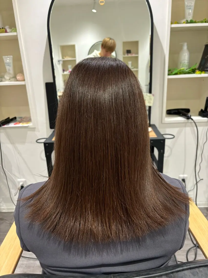 ミディアム カラー 髪質改善 トリートメント cocotte宜喜 弘希のヘアスタイル