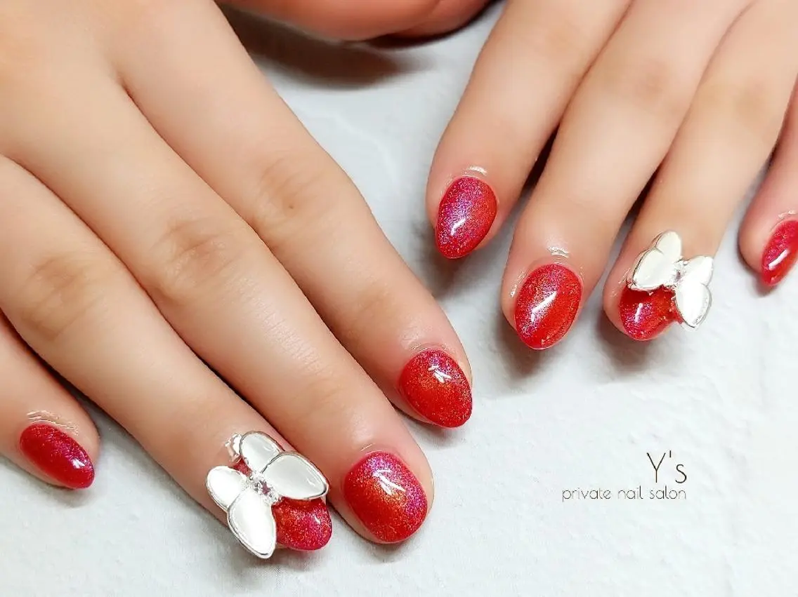 ネイル ハンドネイル YUMI NAGAI  のネイルデザイン