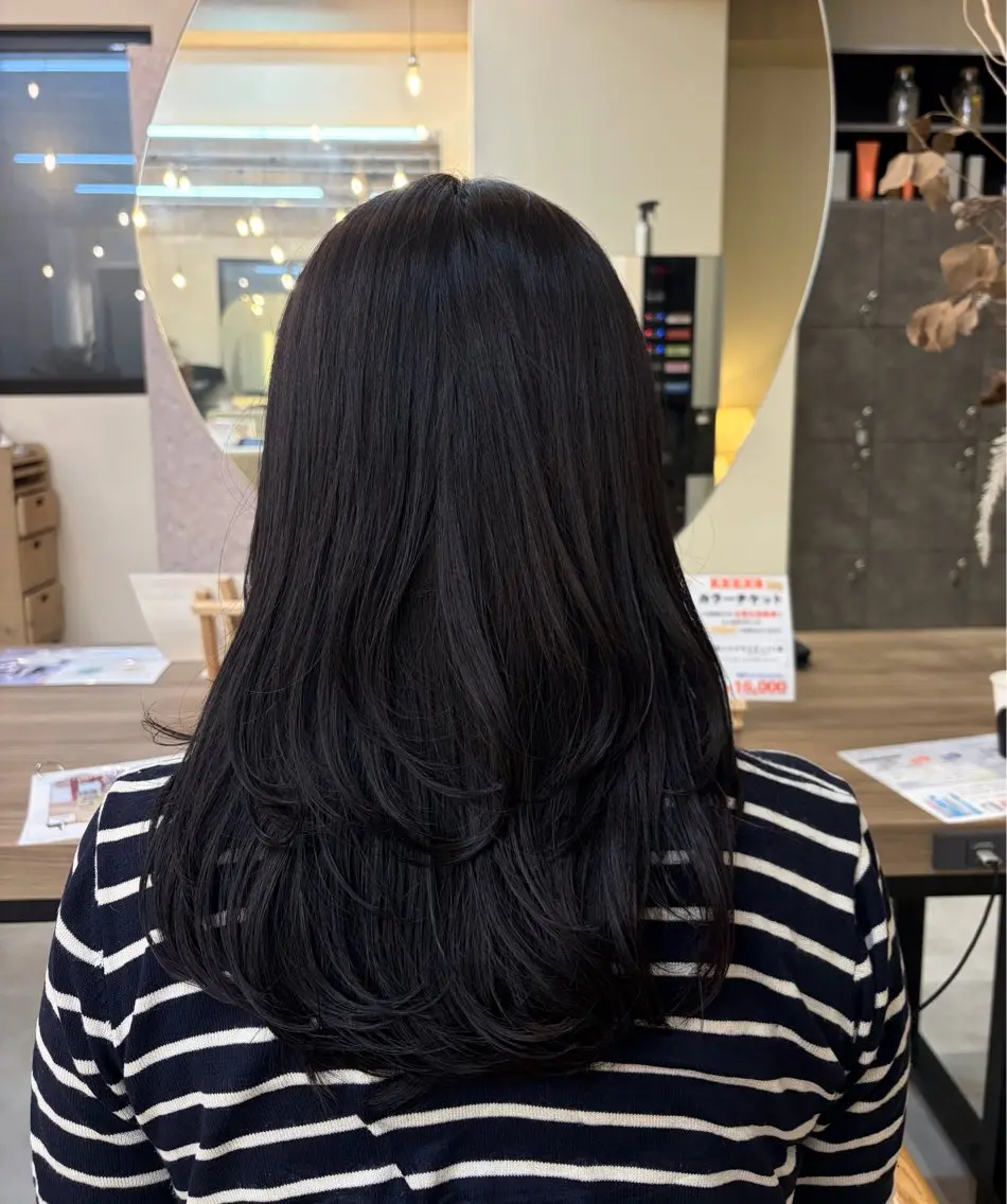カラー 艶カラー🫧 yumiのヘアスタイル