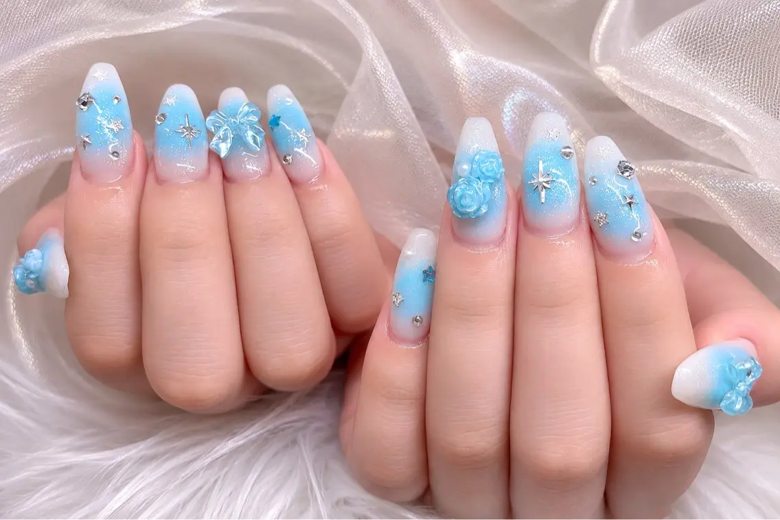 ネイル フレンチネイル ハート 韓国ネイル マグネットネイル マグネットフレンチ ハンドネイル nail mayのネイルデザイン