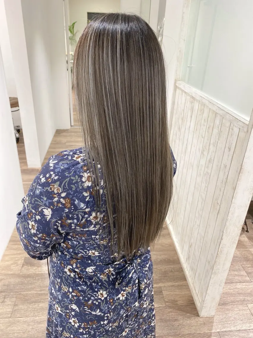 ロング カラー ヘアカラー トリートメント ハイライト⭐️上野 高広のヘアスタイル