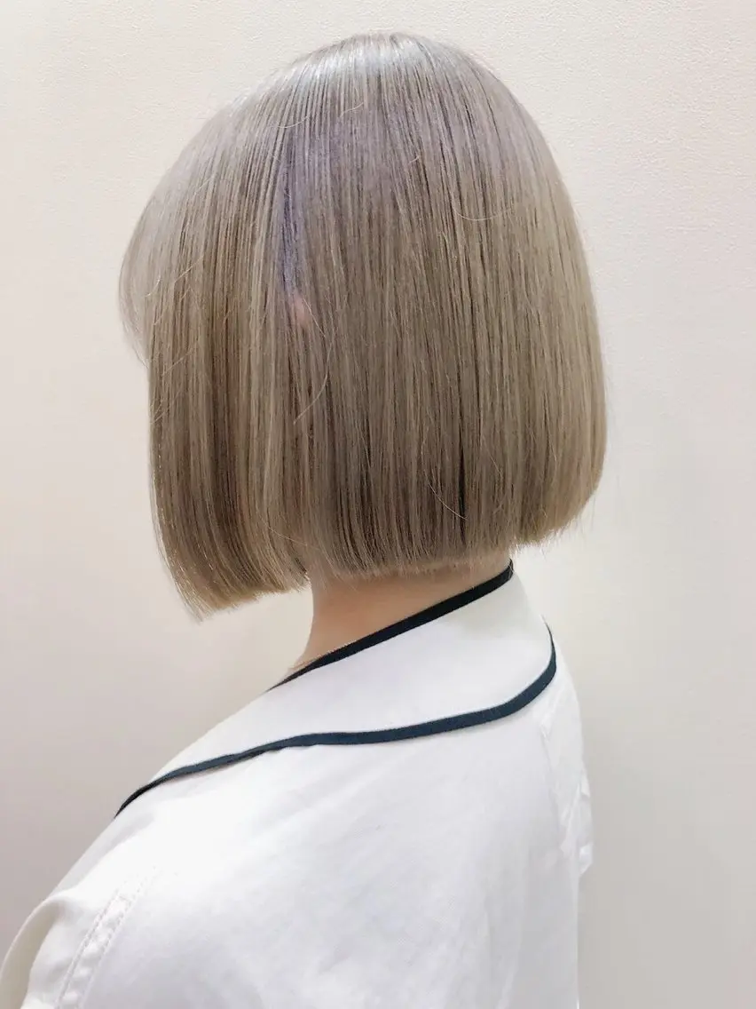 ショート カラー ブリーチ ヘアカラー 【ブリーチ特化】金 慶彦のヘアスタイル