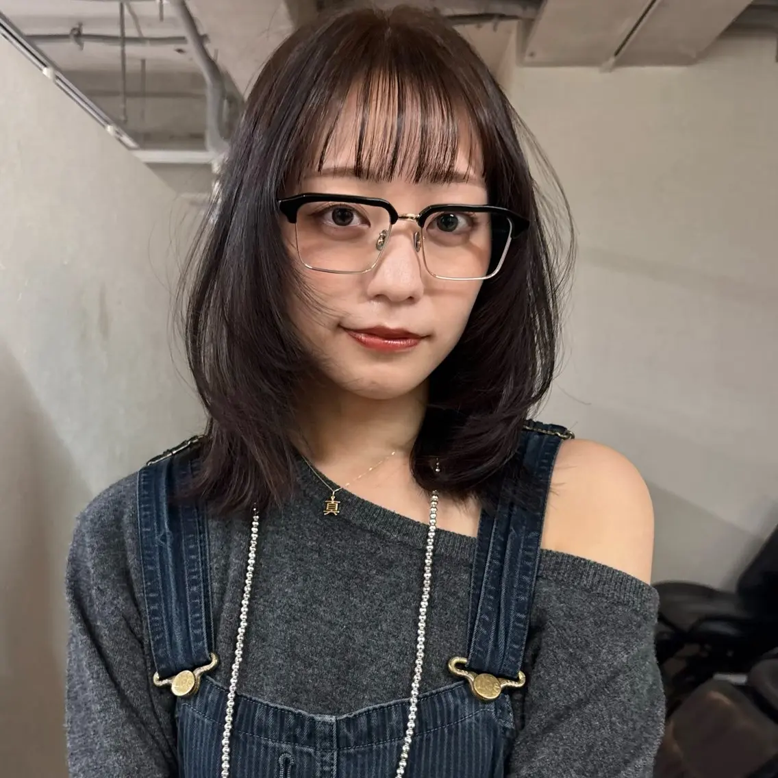 ミディアム カラー 脩 子のヘアスタイル