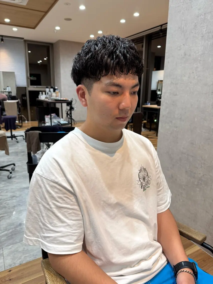 ショート パーマ メンズ メンズショート ショートヘア mau tomokaのヘアスタイル