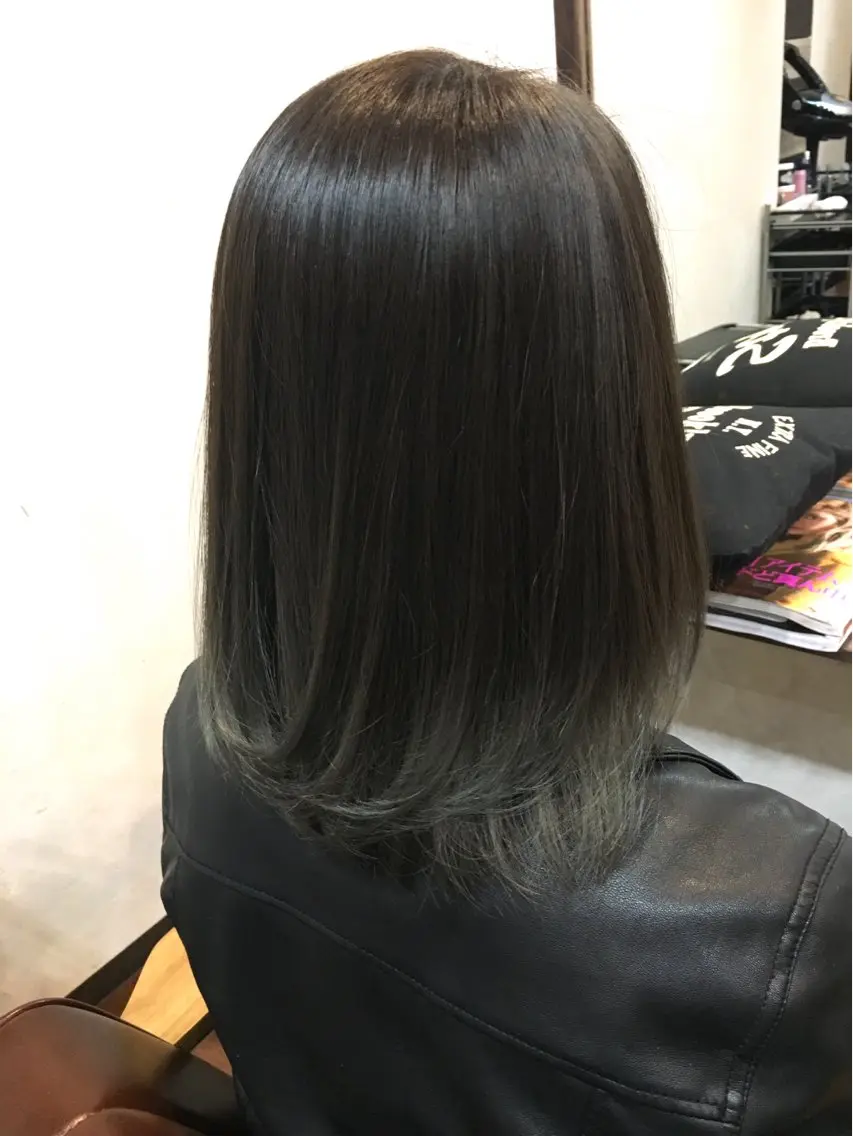 ミディアム カラー アッシュ ダークアッシュ kuroken ★feniceのヘアスタイル