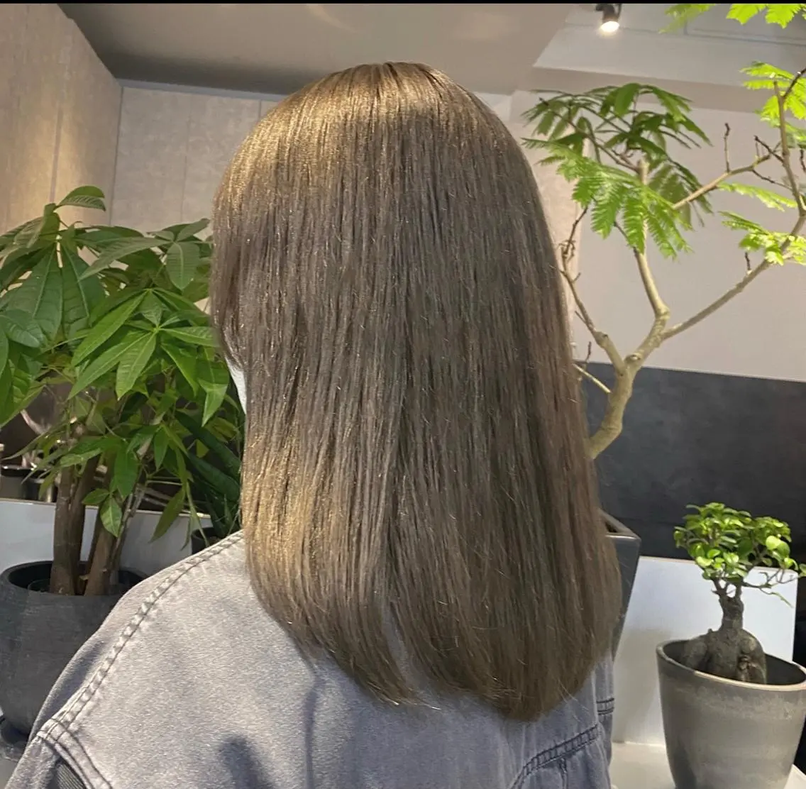 ロング カラー パーマ ヘアアレンジ 透明感カラー グレージュ ミント 新宿⌇韓国風ヘア ⌇透明感カラーのヘアスタイル