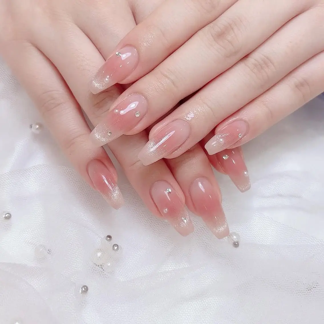 チークマグネットネイル💅(オフなし)の写真