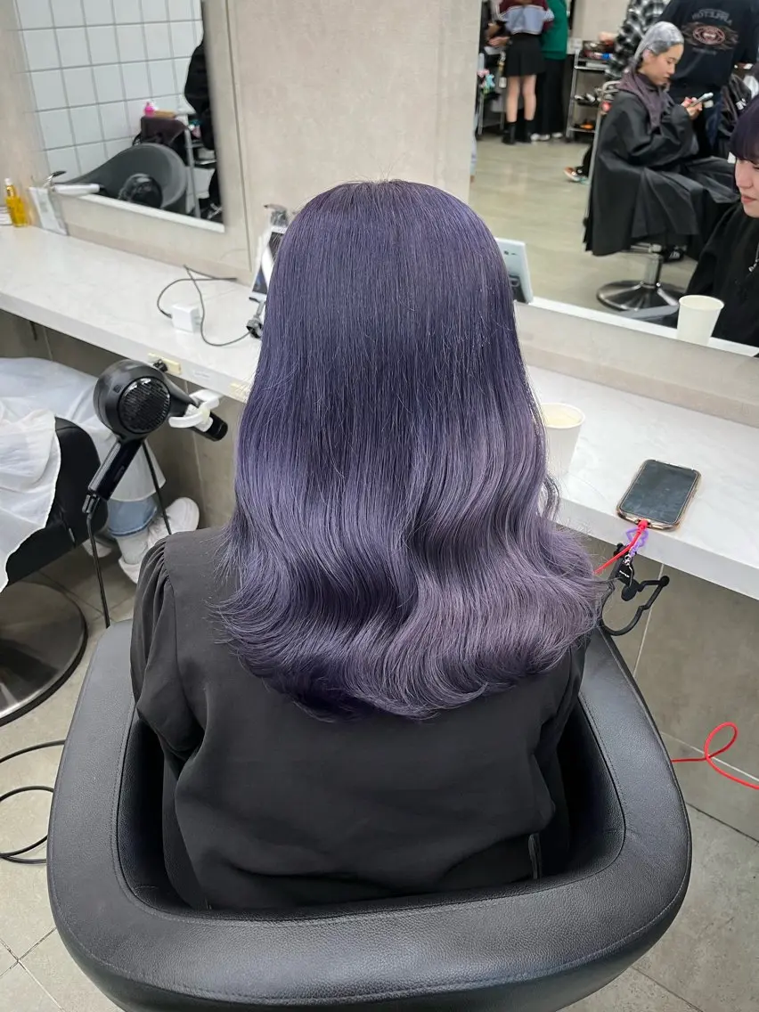 セミロング ヘアカラー トリートメント ヘッドスパ ヘアセット 寒色/ベージュヘア ブリーチありMiOのヘアスタイル