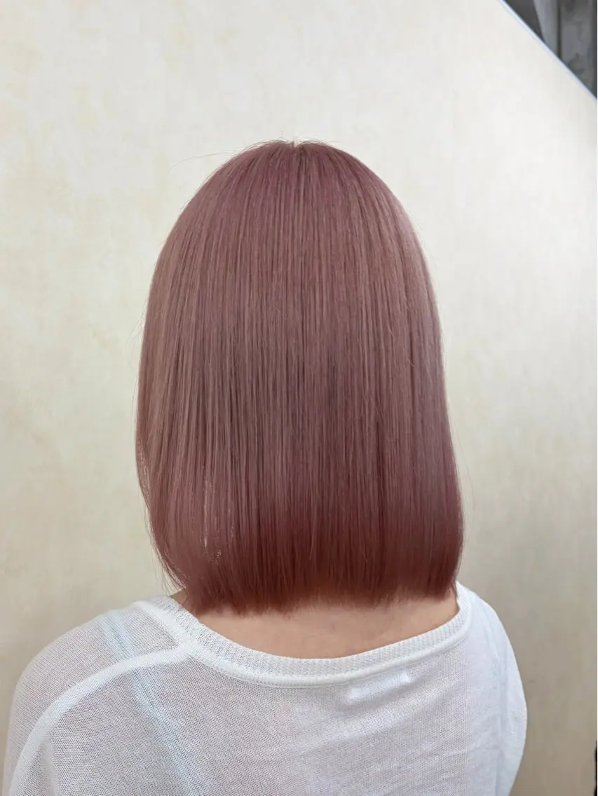 ショート カラー ベージュカラー ピンクカラー ピンクベージュ カット ヘアカラー トリートメント 倉澤 愛理のヘアスタイル