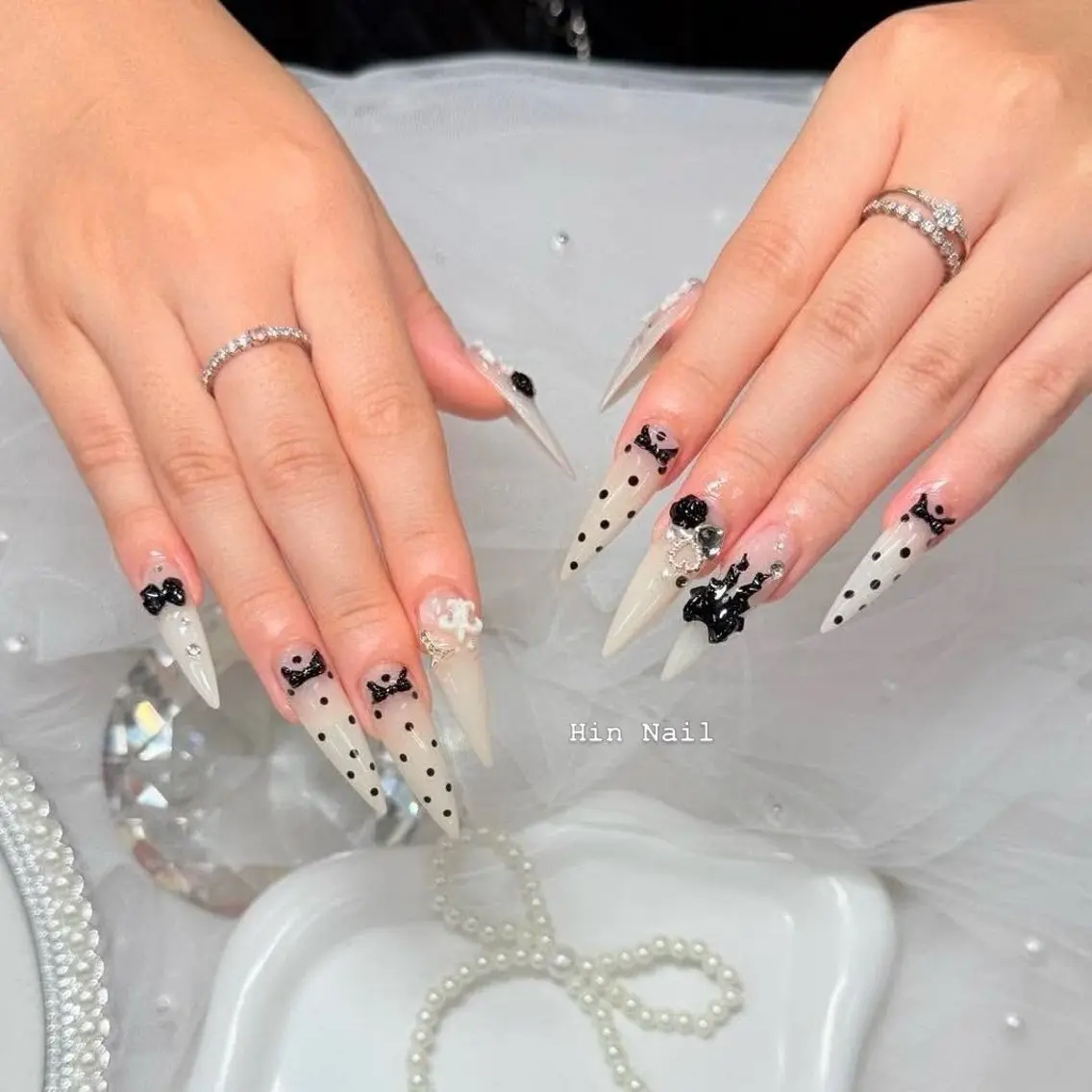 ネイル ハンドネイル HIN NAILのネイルデザイン