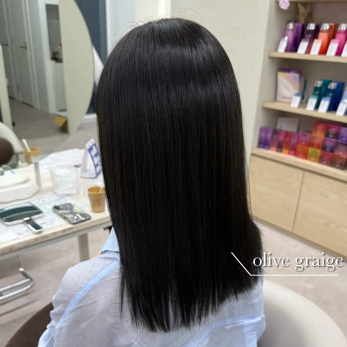 セミロング カラー 透明感カラー グレージュ オリーブカラー オリーブグレージュ オリーブグレー カット ヘアカラー トリートメント 美髪矯正/ベージュ カラー🧸綾里のヘアスタイル