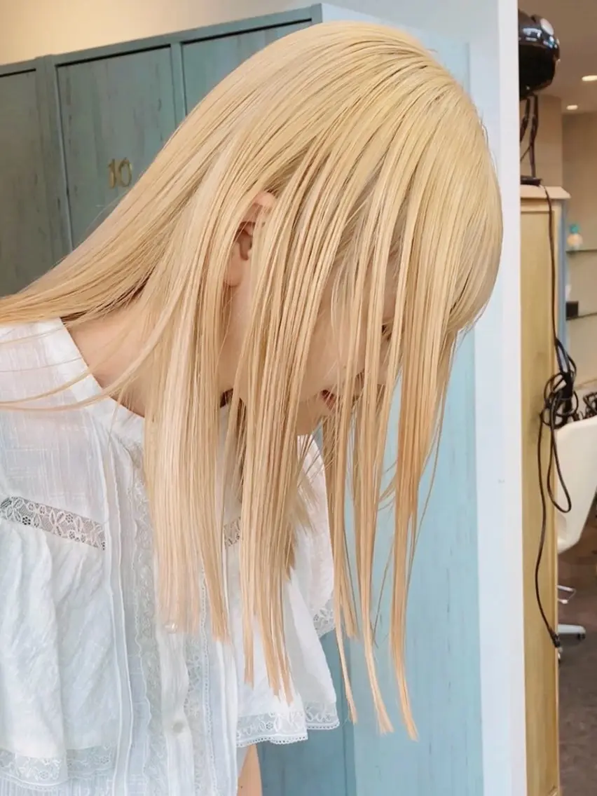 ミディアム カラー ブロンド ✨原宿ハイトーン ブリーチ職人菊池のヘアスタイル