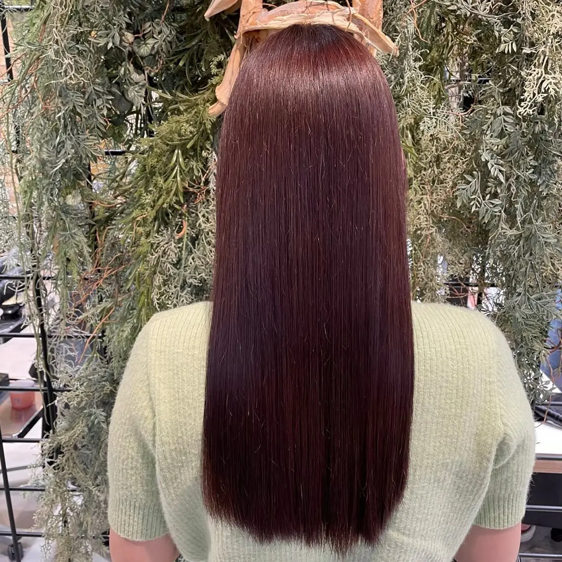 ミディアム フェザー/シャドウ/ メッシュパーマのヘアスタイル