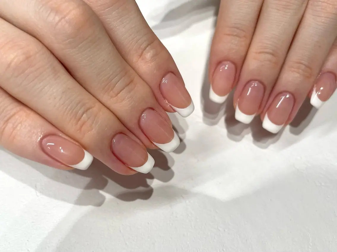 ネイル アートネイル オーロラネイル フラッシュネイル フレンチネイル ジェルネイル ハンドネイル MARU NAIL manamiのネイルデザイン