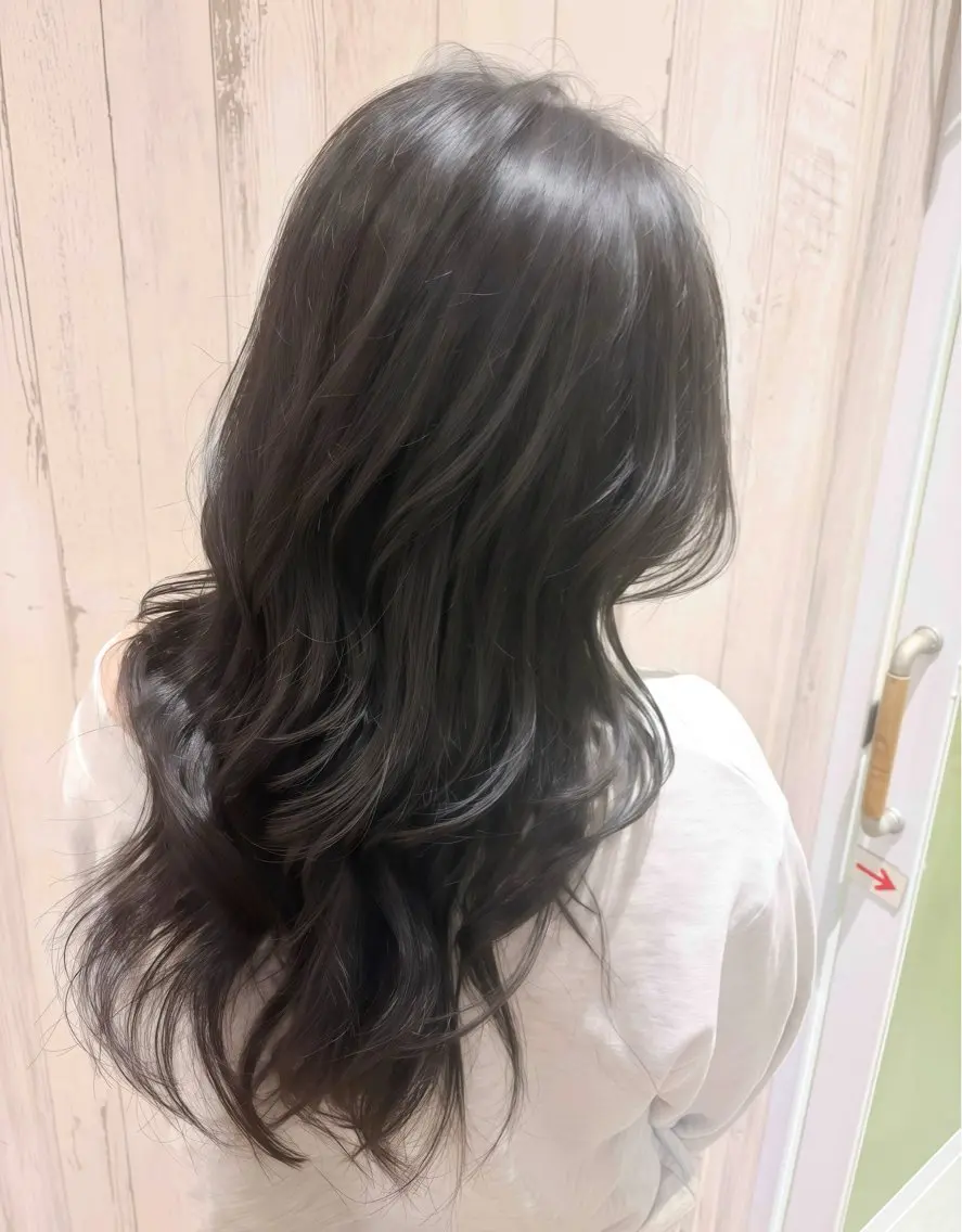 ロング カラー パーマ ヘアアレンジ アディクシーカラー 透明感カラー カット ヘアカラー トリートメント 【暗め透明感カラー】 【インナー】小島良太のヘアスタイル