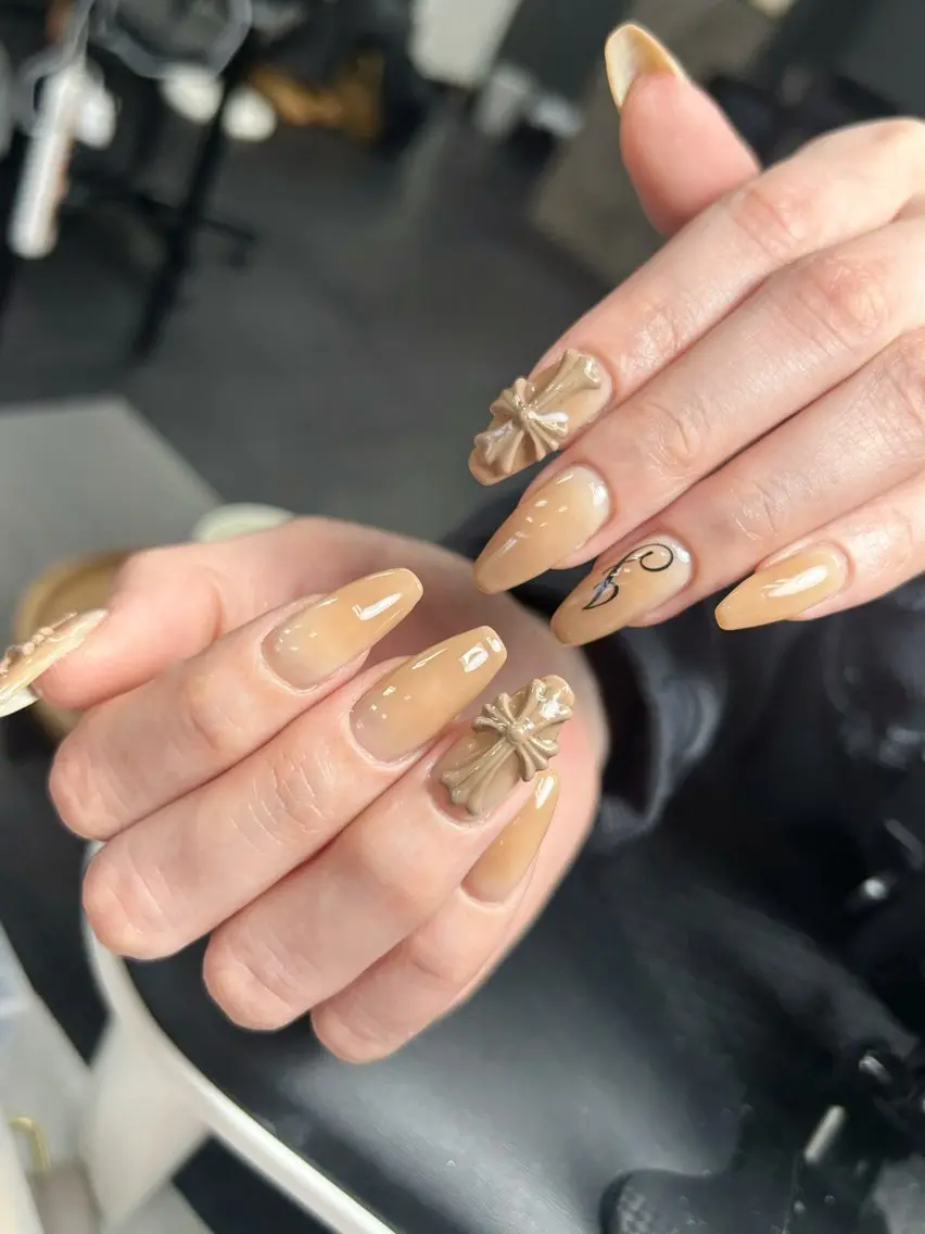 ネイル 韓国ネイル 持ち込み ニュアンスネイル ネイルチップ 冬ネイル RINN ANA.CHUOのネイルデザイン