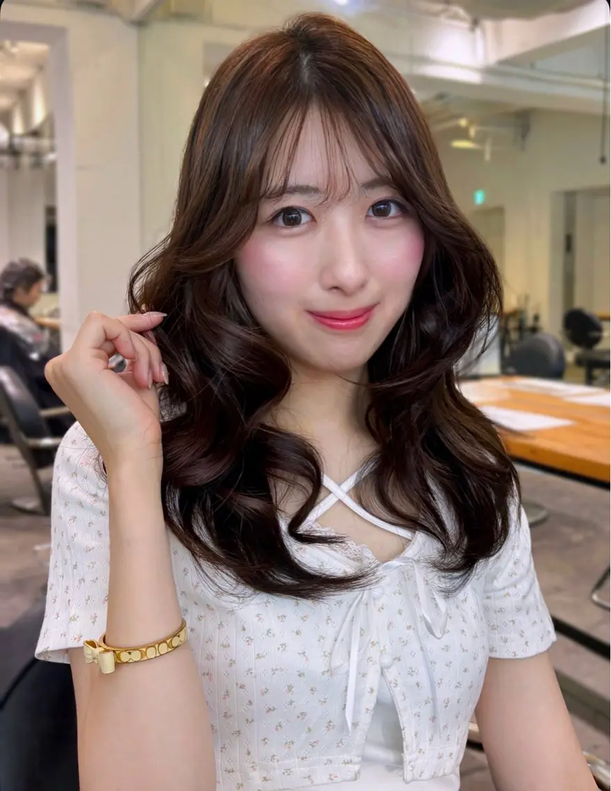 セミロング そ にのヘアスタイル