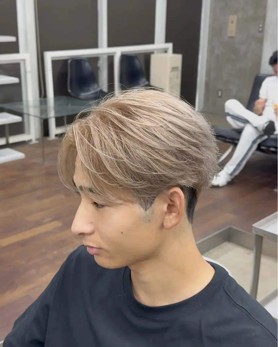 カラー メンズ 田中 辰弥のヘアスタイル