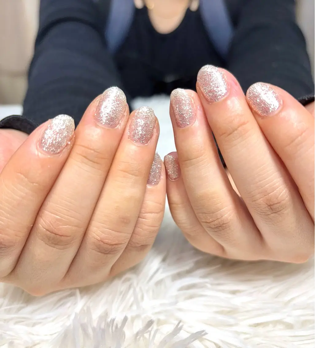 ネイル ラメ(グリッター) ワンカラーネイル シンプルネイル LUANA n'sのネイルデザイン