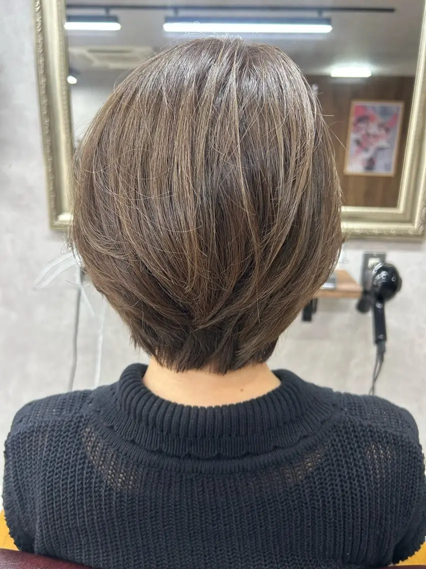 ショート カラー Lien 深井店のヘアスタイル