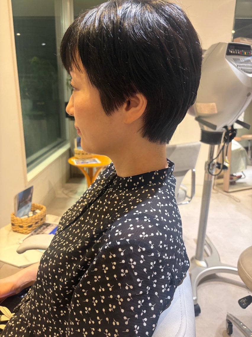 ショート ayuna🎀 三宮/韓国ハイトーンのヘアスタイル