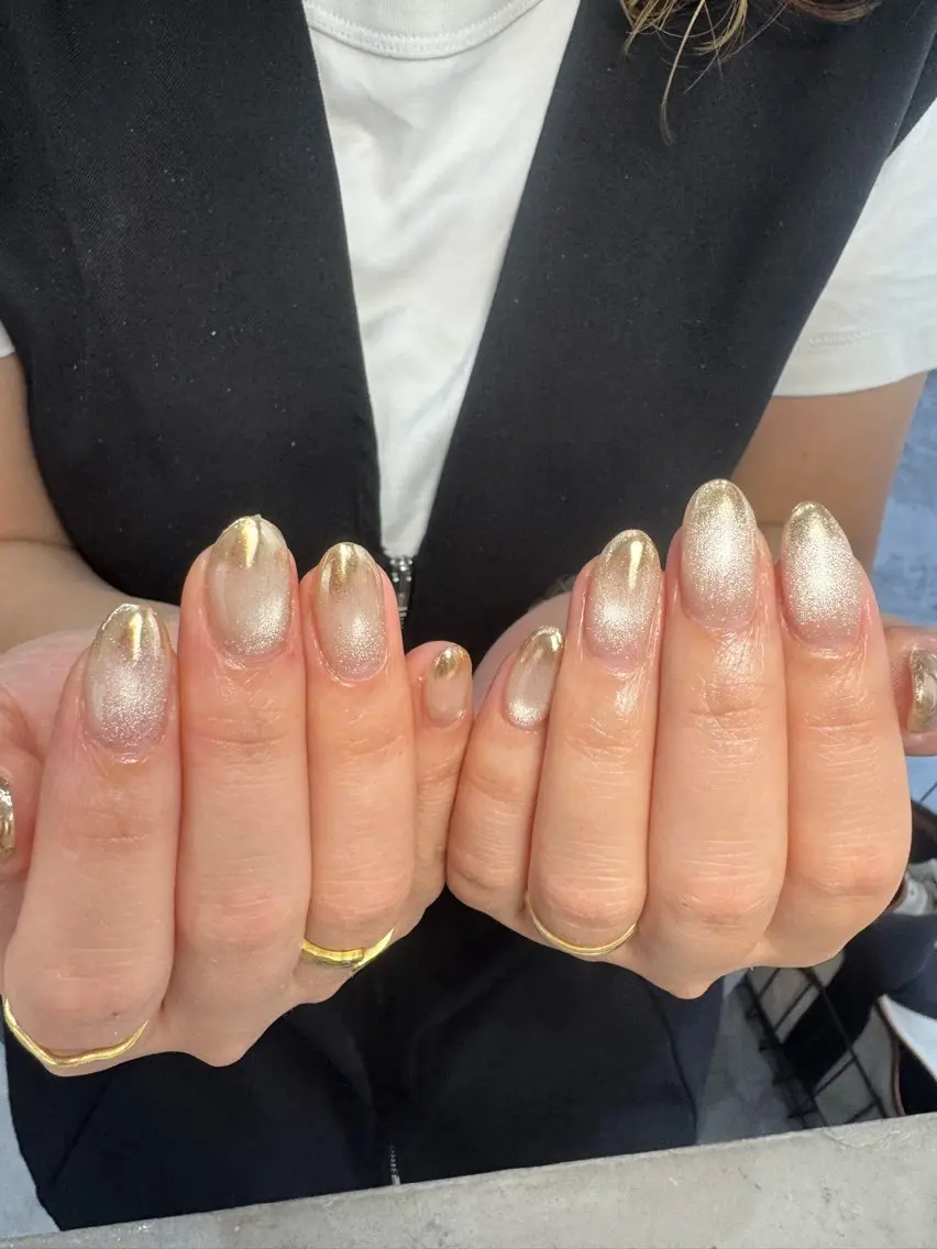 ネイル グラデーション ミラーネイル NailSalon mien 【ミアン】のネイルデザイン