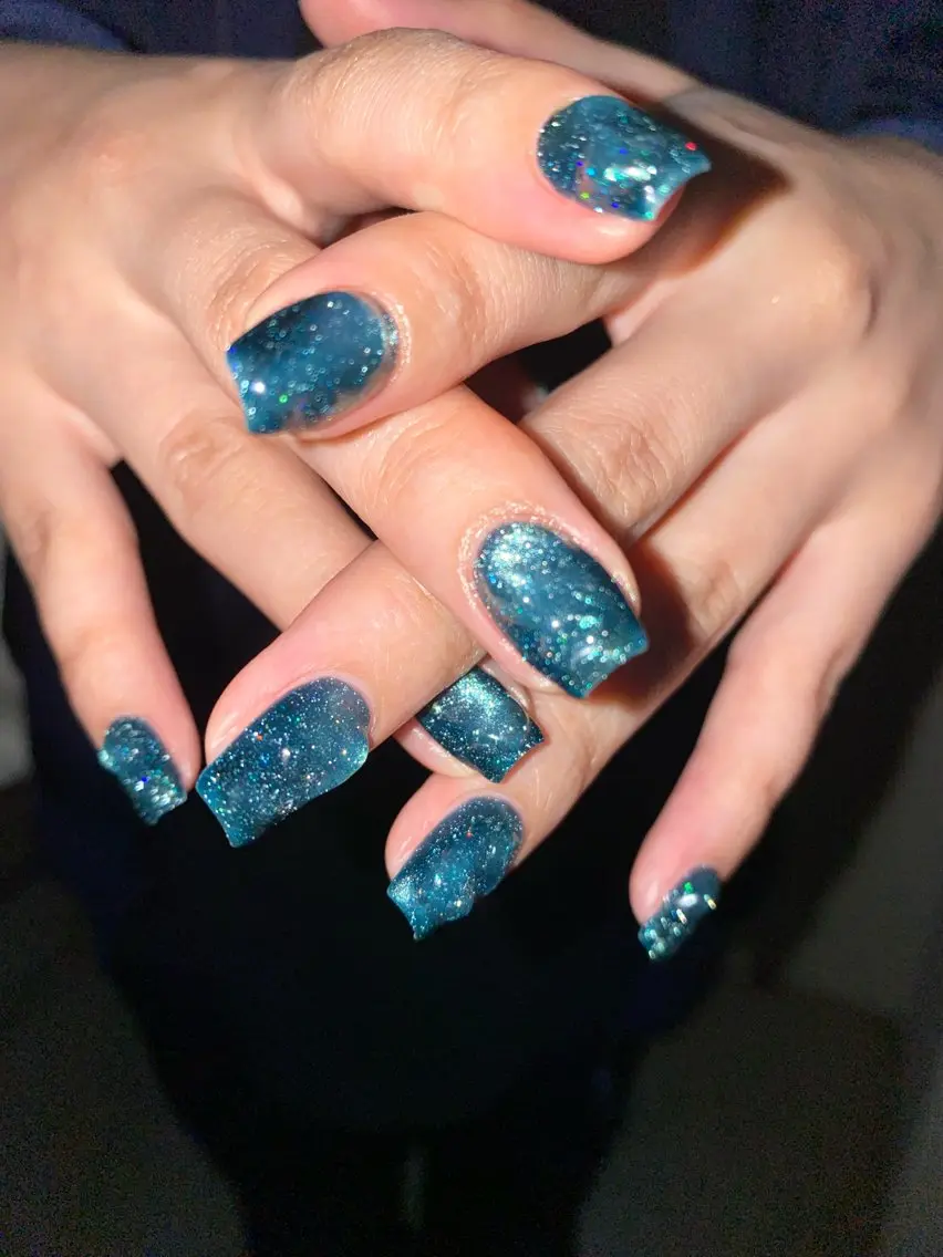 ネイル 成人式 フラッシュネイル フレンチネイル ガーリー キラキラネイル ハンドネイル 草加ニュアンスネイル 🌚hersのネイルデザイン