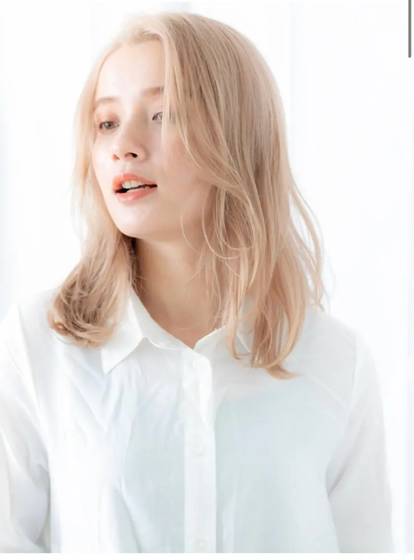 セミロング レイヤーカット 佐藤 天心のヘアスタイル