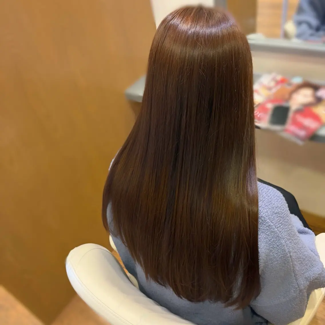 ロング カラー アッシュ 透明感カラー ヘアカラー トリートメント みはる ／暖色カラーのヘアスタイル