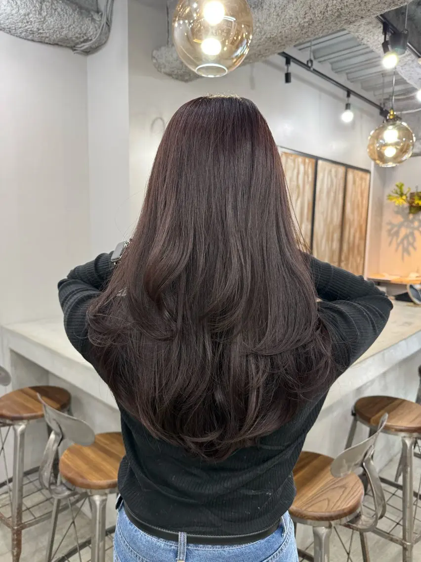 ロング カラー 透明感カラー グレージュ ラベンダーカラー ラベンダーグレージュ ラベンダーグレー カット ヘアカラー トリートメント ヘアセット 韓国ヘア🫧 KAZUTOのヘアスタイル