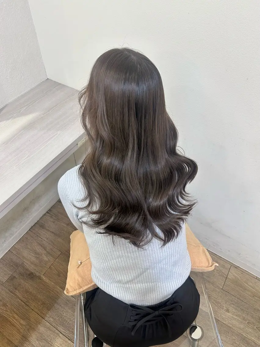 セミロング カラー ベージュカラー ブリーチ ブラウンカラー 透明感カラー グレージュ カット ヘアカラー トリートメント ブリーチなしベージュ /ヘアセット/ミユのヘアスタイル