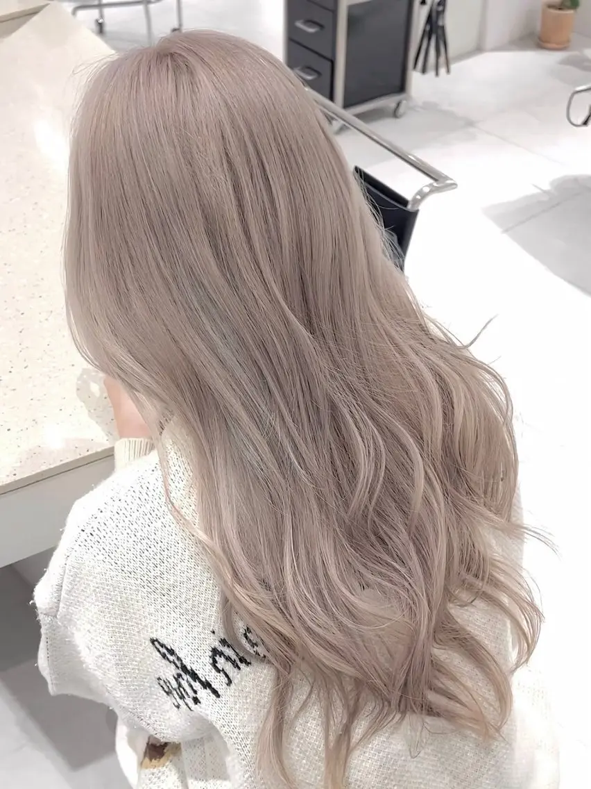 カラー ヘアカラー トリートメント ハイトーンカラー‪ ‎🤍shota✨️のヘアスタイル