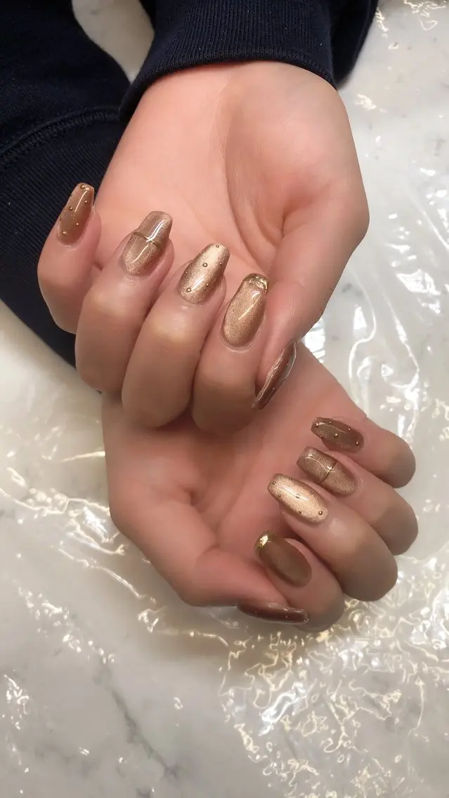 ネイル マグネットネイル ✨アン ミユ✨のネイルデザイン