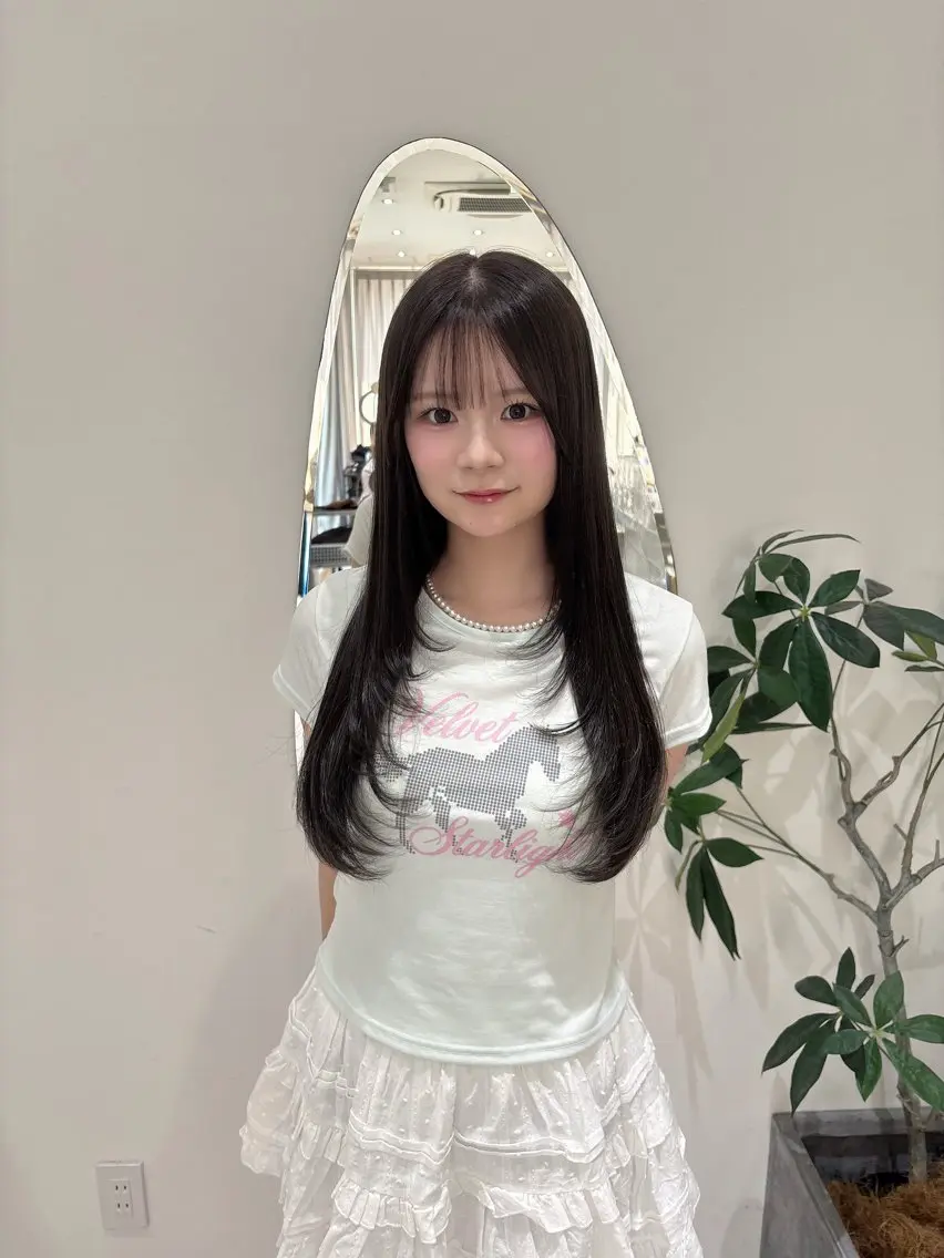 ロング カット Karin🎀韓国/ レイヤー&ボブ🩶のヘアスタイル