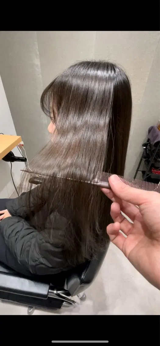 ミディアム カラー 透明感カラー イルミナカラー トリートメント ヘアカラー 髪質改善ヘアケア 艶髪特化/上田のヘアスタイル