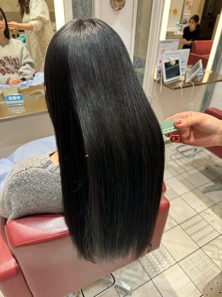 ロング カットモデル 神楽坂 中嶋 彩香のヘアスタイル