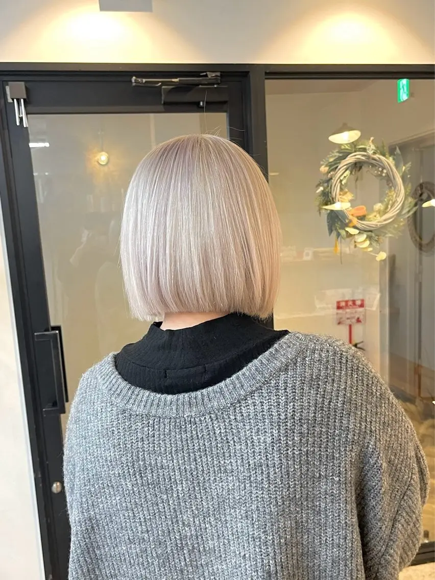 ショート カラー カット ヘアカラー ハイトーンカラ ー/小川のヘアスタイル