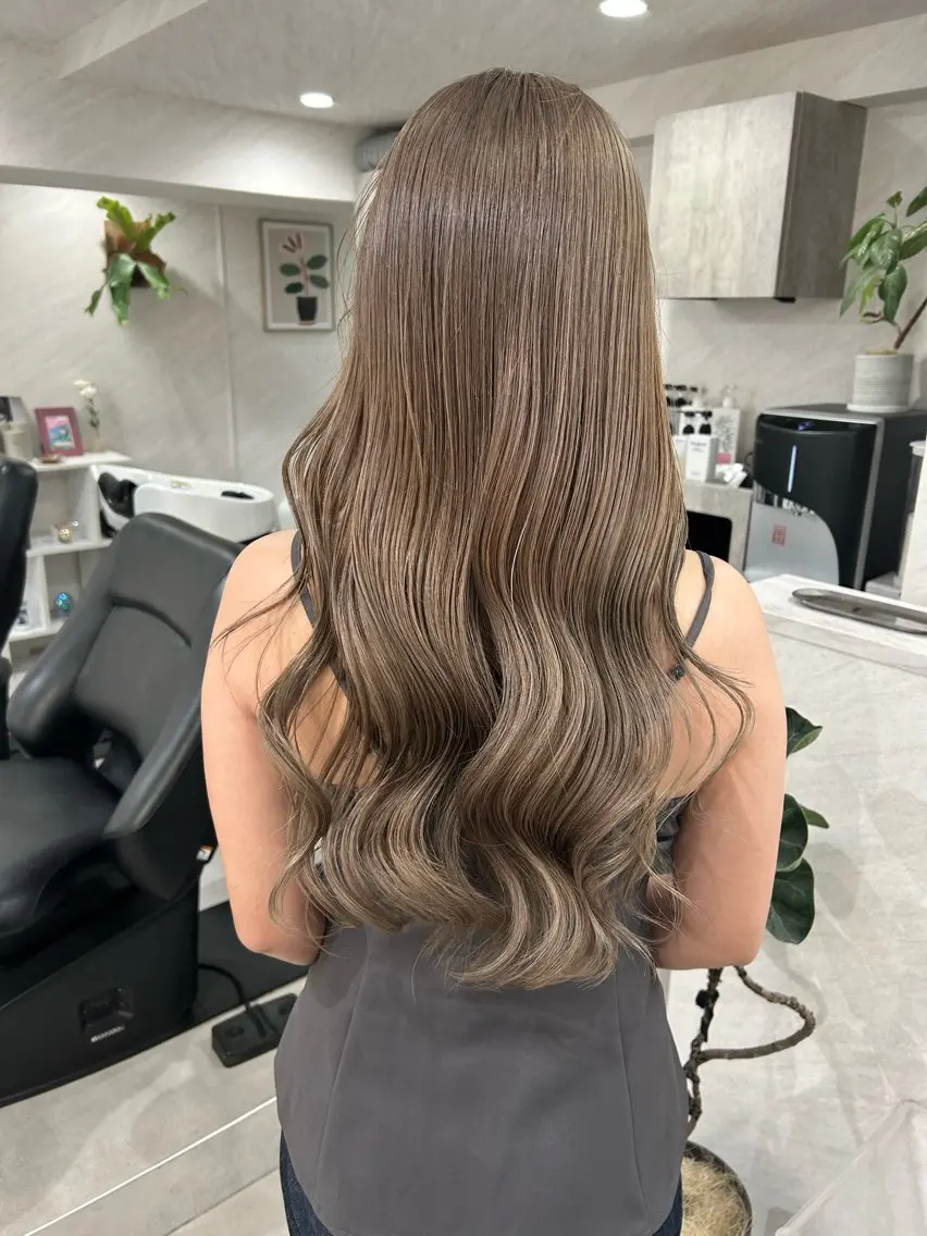 ロング カラー ヘアカラー トリートメント 髪質改善will hairdesignのヘアスタイル