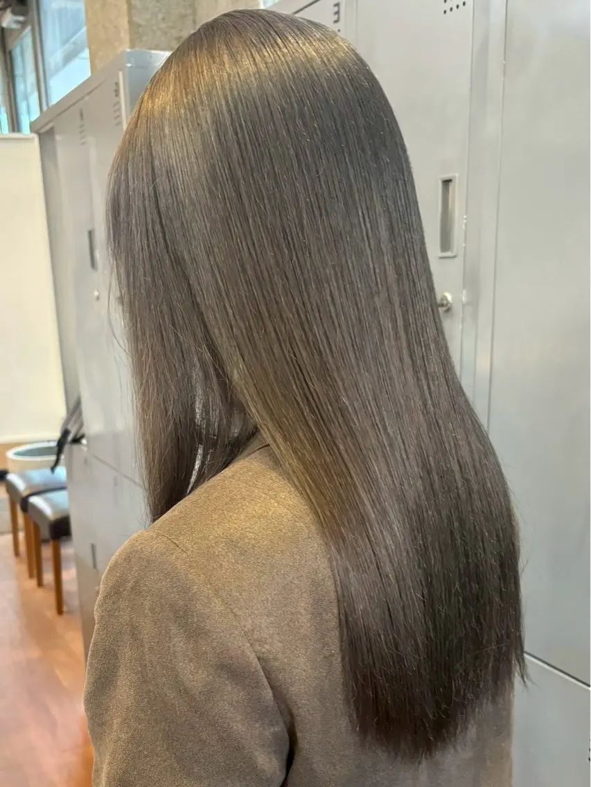 透明感アップ寒色カラー🩵🧊＋韓国で話題のウォータートリートメント付き✨の写真