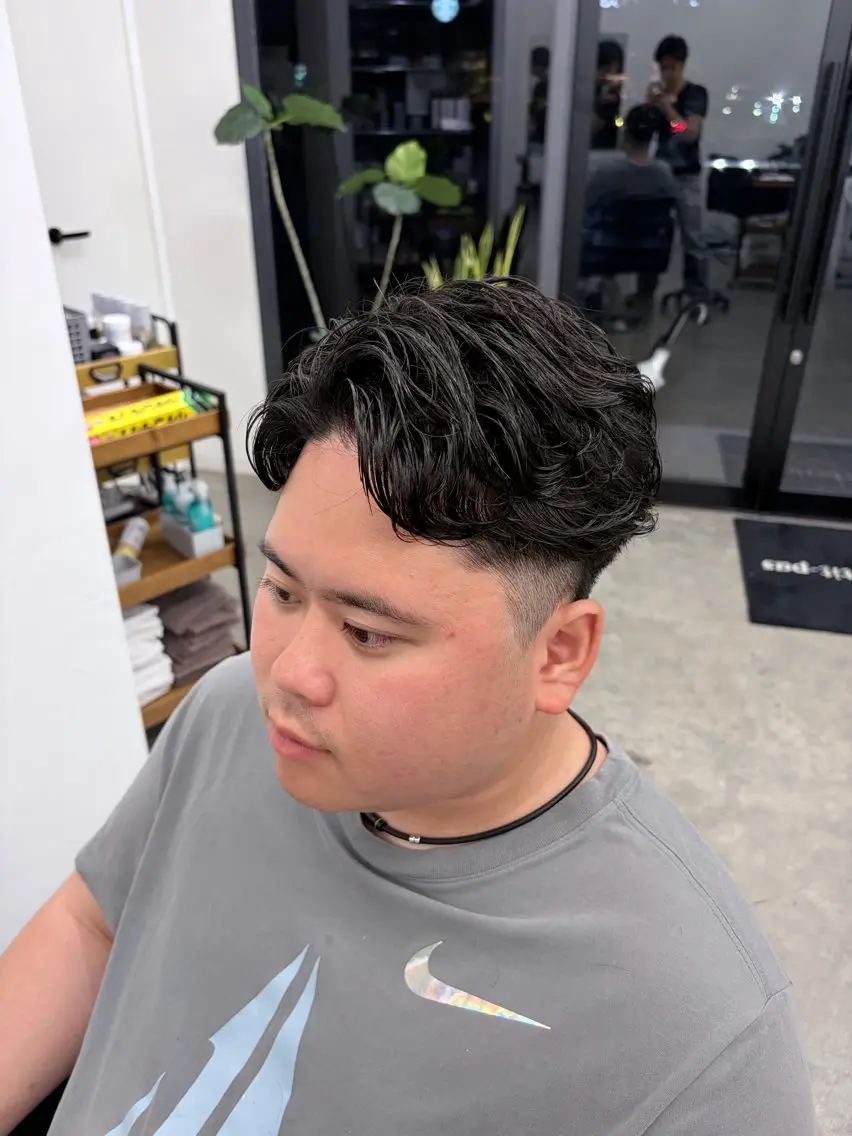 ショート メンズ メンズパーマ メンズ特化🔥河野 友哉🔥のヘアスタイル