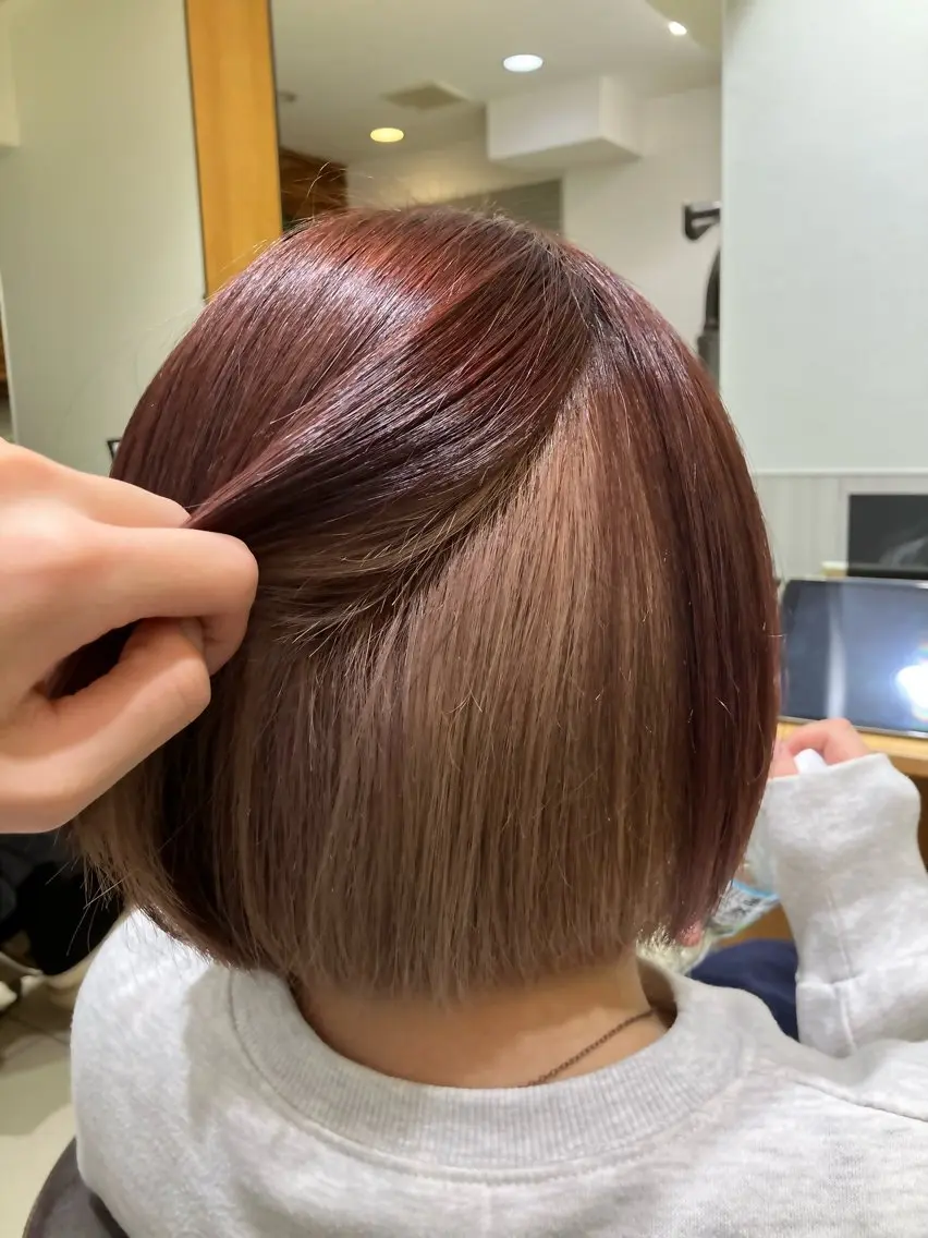 ミディアム カラー ベージュカラー インナーカラー 野口 実優のヘアスタイル