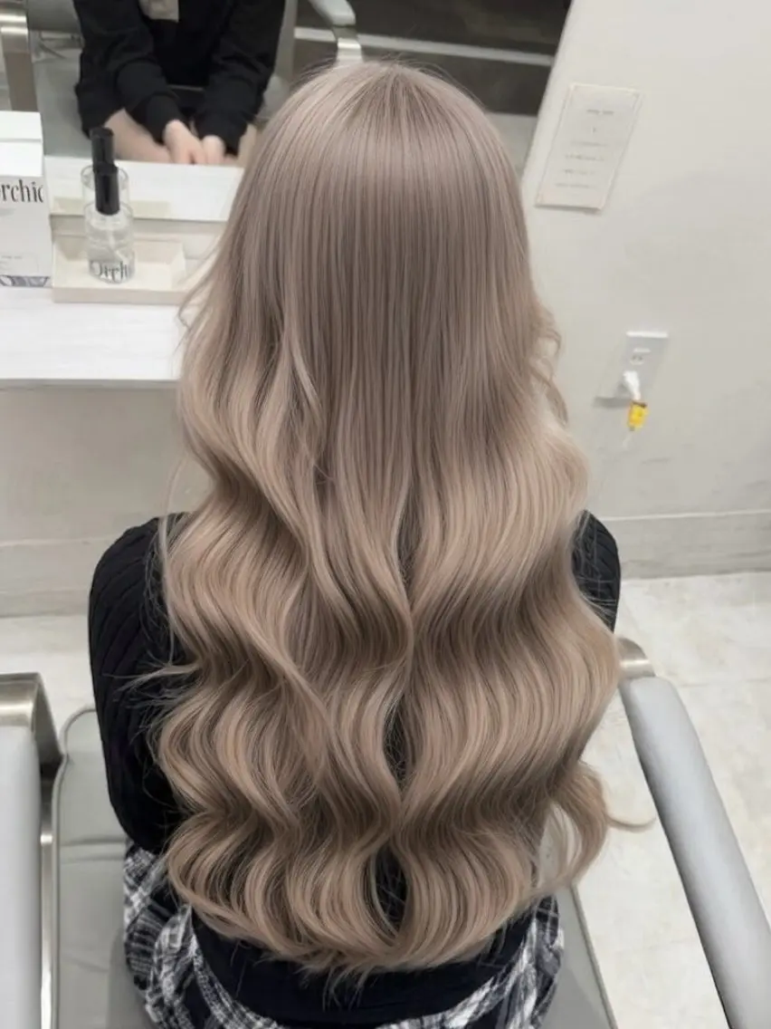 セミロング カラー ヘアカラー 最高級シールエクステ 🏆絶対可愛くタクミのヘアスタイル