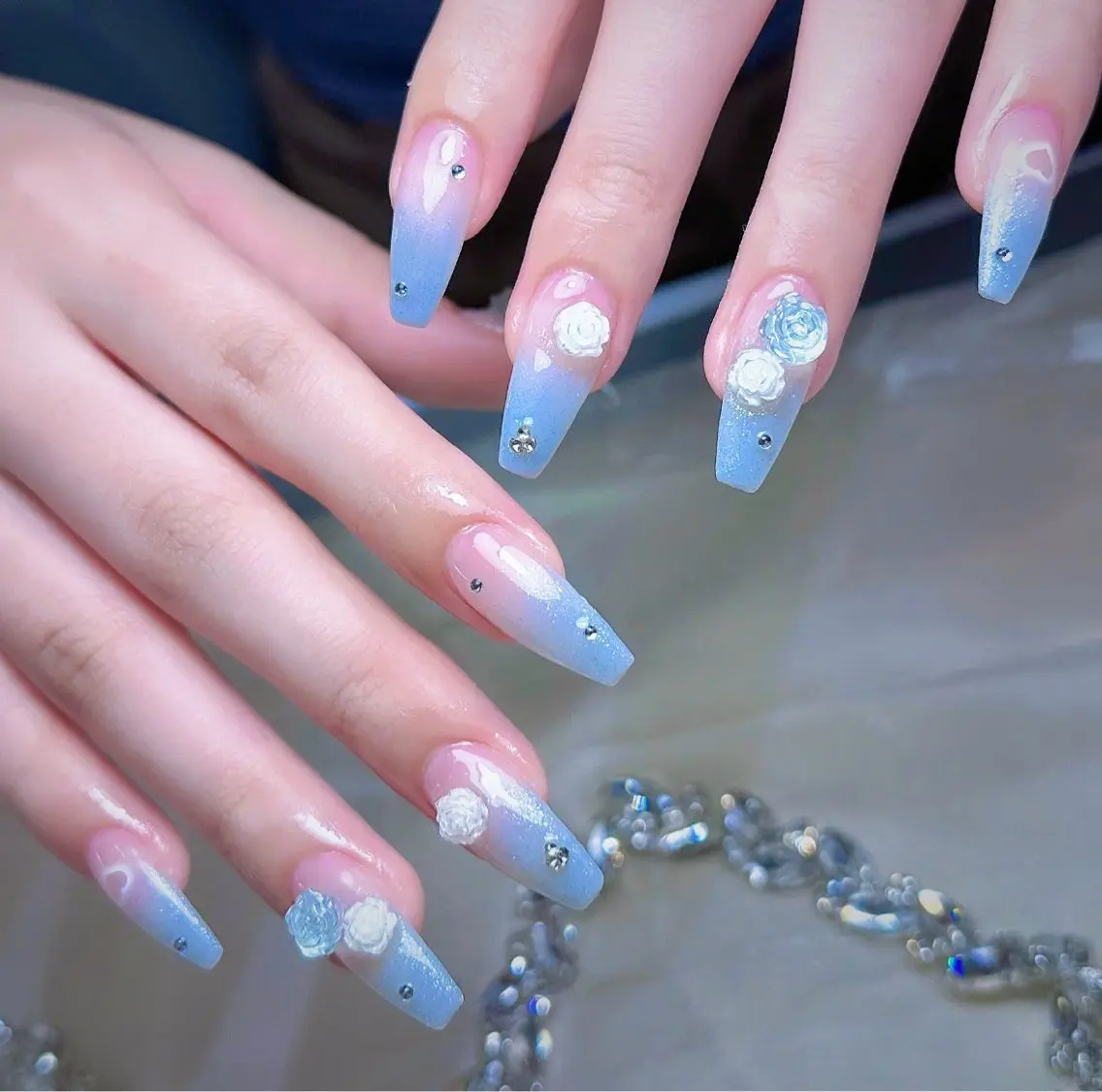 ネイル ハンドネイル moon nailsのネイルデザイン